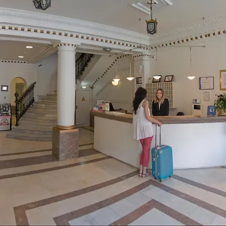 Hotell Asturias 4*
