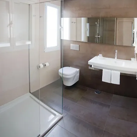Asturias Hotel 4*