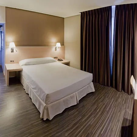 Hotel Asturias 4*