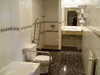 Hotel Asturias 4*